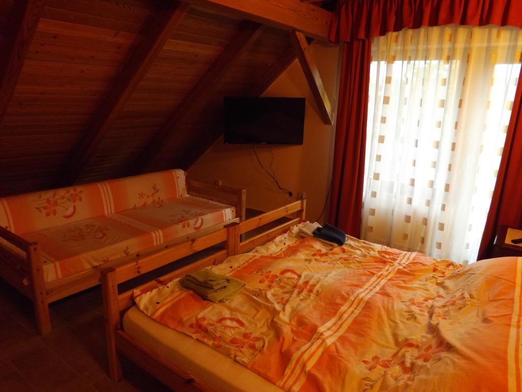 Napos Vendeghaz Hotel Győr Exterior foto